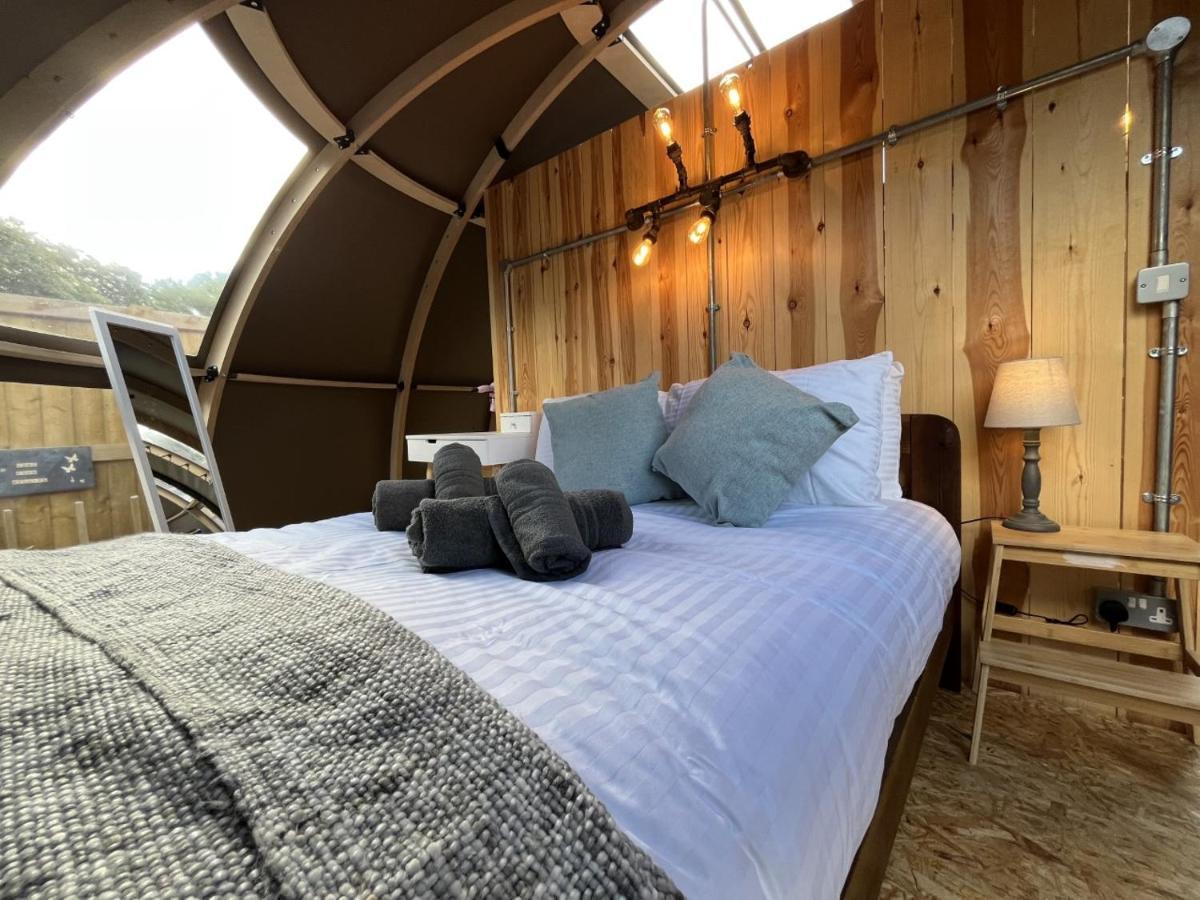 Sunrise Dome Tent Tenby Εξωτερικό φωτογραφία